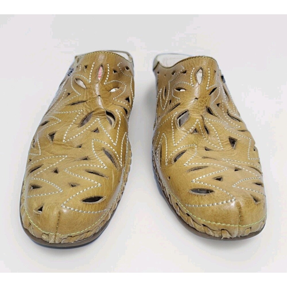 Pikolinos Women's 10.5-11 Slip On Mule Clog Laser Cut Floral Pattern Leather - Picture 2 of 12